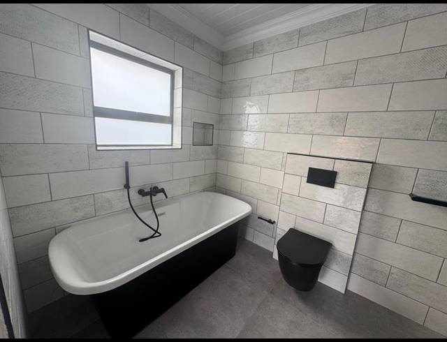 3 BEDROOM TOWNHOUSE FOR SALE IN DANA BAY